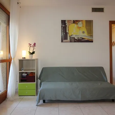 Stylish Apt Three Mins From Poetto Hotel *